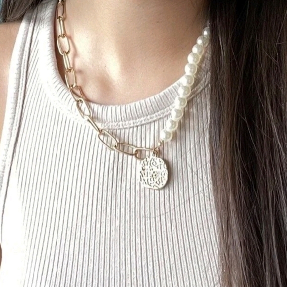 💖 2/$30 faux pearl gold chunky chain link mixed necklace Gold coin pendant - Picture 13 of 16